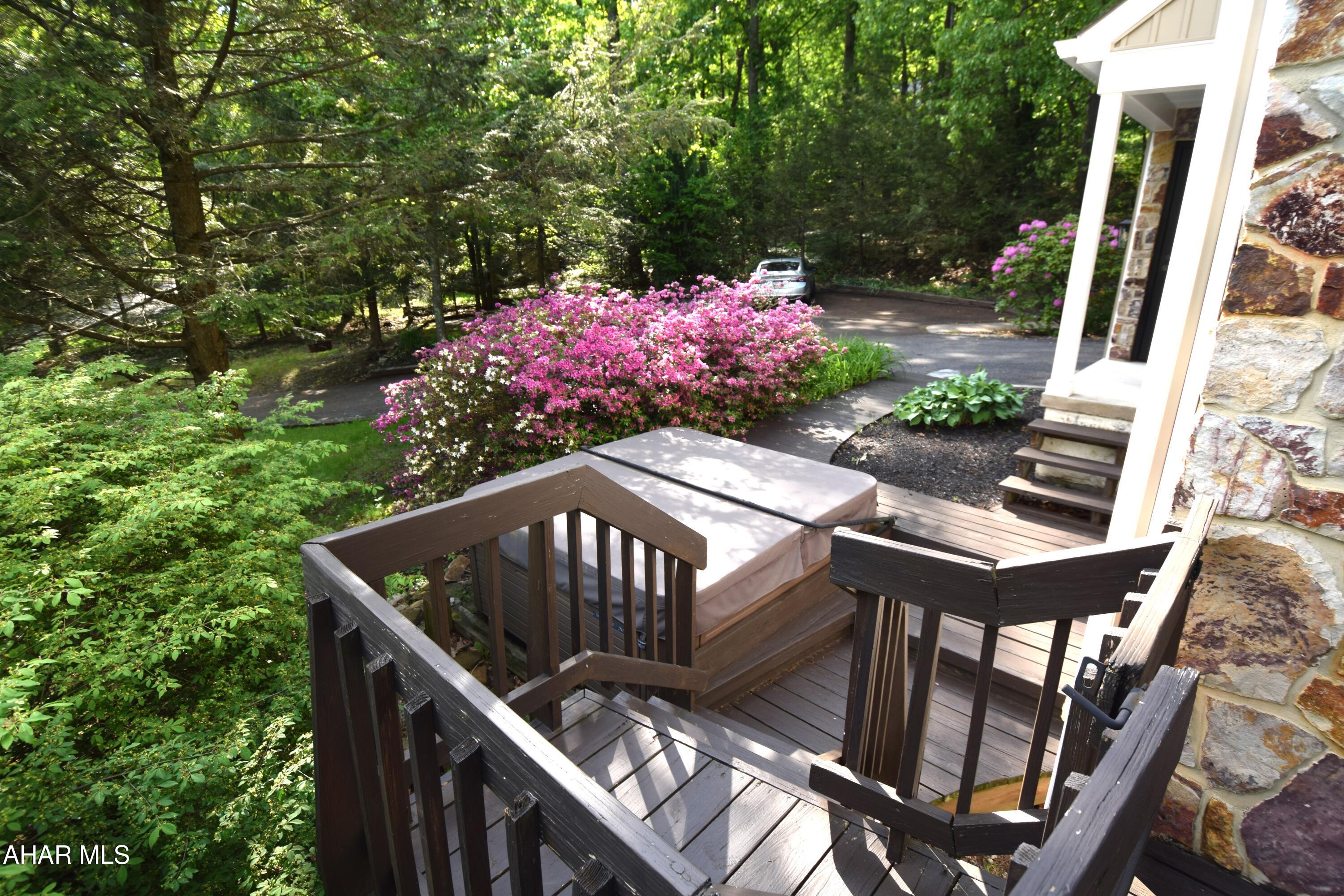 Stonehedge - Residential