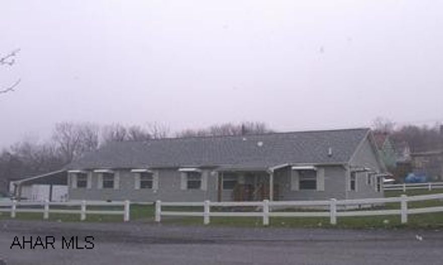 Lovely immaculate ranch built in 2006, gourmet kitchen with island, large spacious rooms, larg level lot with vinyl fencing, covered deck. All top of the line applicances included.  Just move in! Lovely immaculate ranch built in 2006, gourmet kitchen with island, large spacious rooms, large level lot with vinyl fencing, covered deck. All top of the line appliances included. Just move in!