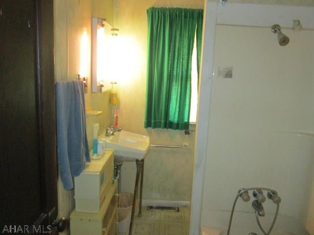 Llyswen - Residential