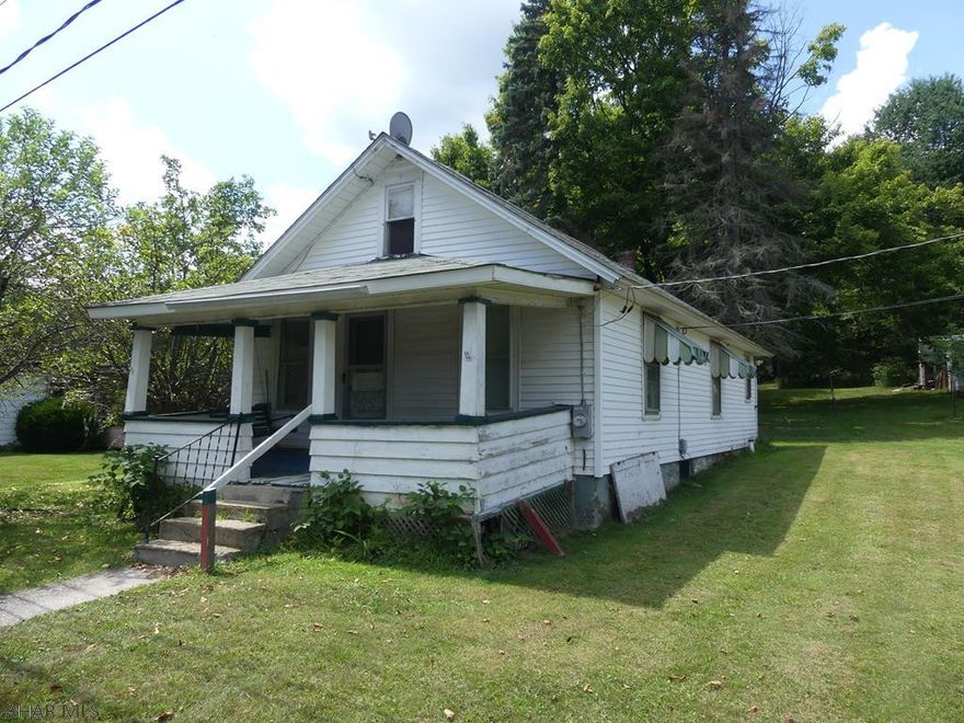 Single level, two bedroom home in the Bellwood-Antis School District. Walk-up attic for additional storage.