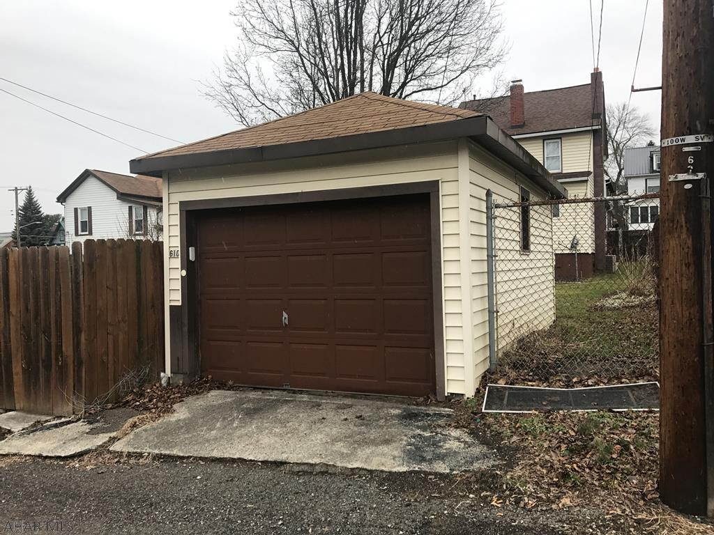 Juniata - Residential