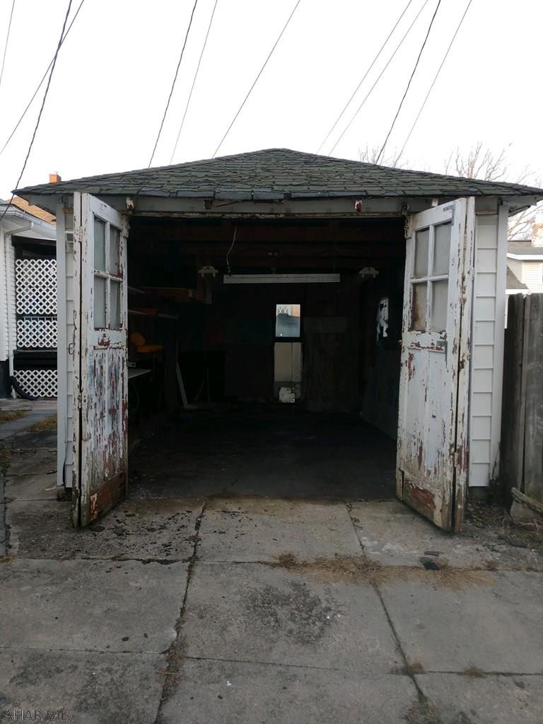 Unknown - Residential