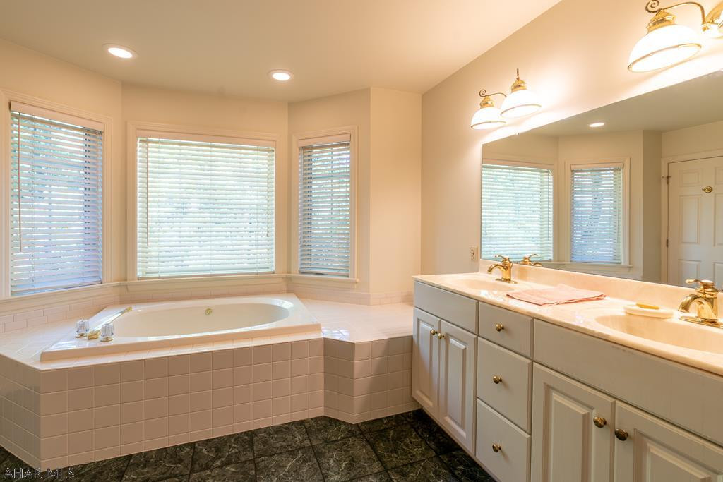 Stonehedge - Residential