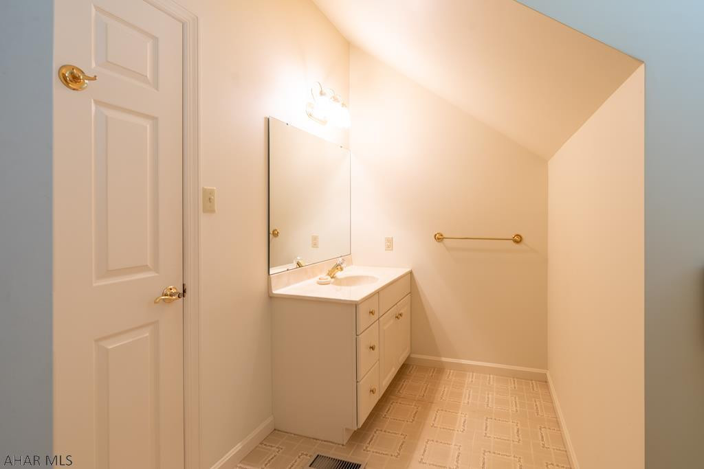 Stonehedge - Residential