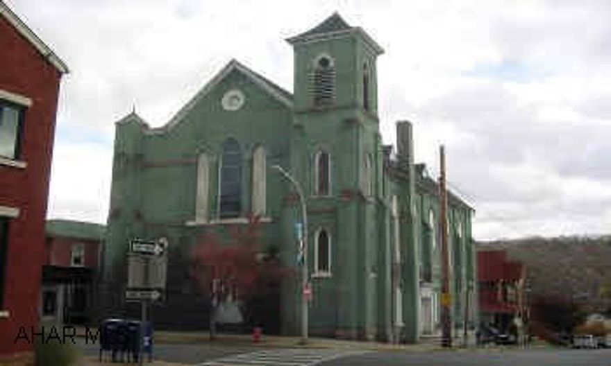 OPPORTUNITY NOW TO BE IN THE COUNTY SEAT WITH HIGHER FOOT TRAFFIC! UPDATED BUILDING (ROOF, FURNACE, INSULATION, 3-PHASE ELE. SERVICE, ETC.) THINK OF THE POSSIBILITIES! HERE IS YOUR OPPORTUNITY NOW TO BE ON A PROMINENT CORNER IN HOLLIDAYSBURG'S HISTORIC BUSINESS DISTRICT WITH A HIGHER PERCENTAGE OF FOOT TRAFFIC!  LARGE, REGAL BRICK BUILDING  UPDATED WITH ROOF '01, FURNACE, 3-PHASE ELECTRIC SERVICE, AND BLOWN INSULATION.  CONVENIENT - 1 BLOCK FROM THE DIAMOND AND COURT HOUSE!  WINTERIZED! "POSSIBLE LEASE"; "AS IS" SALE.  CALL MIKE MANGIA 946-4343 X121, 932-8888.