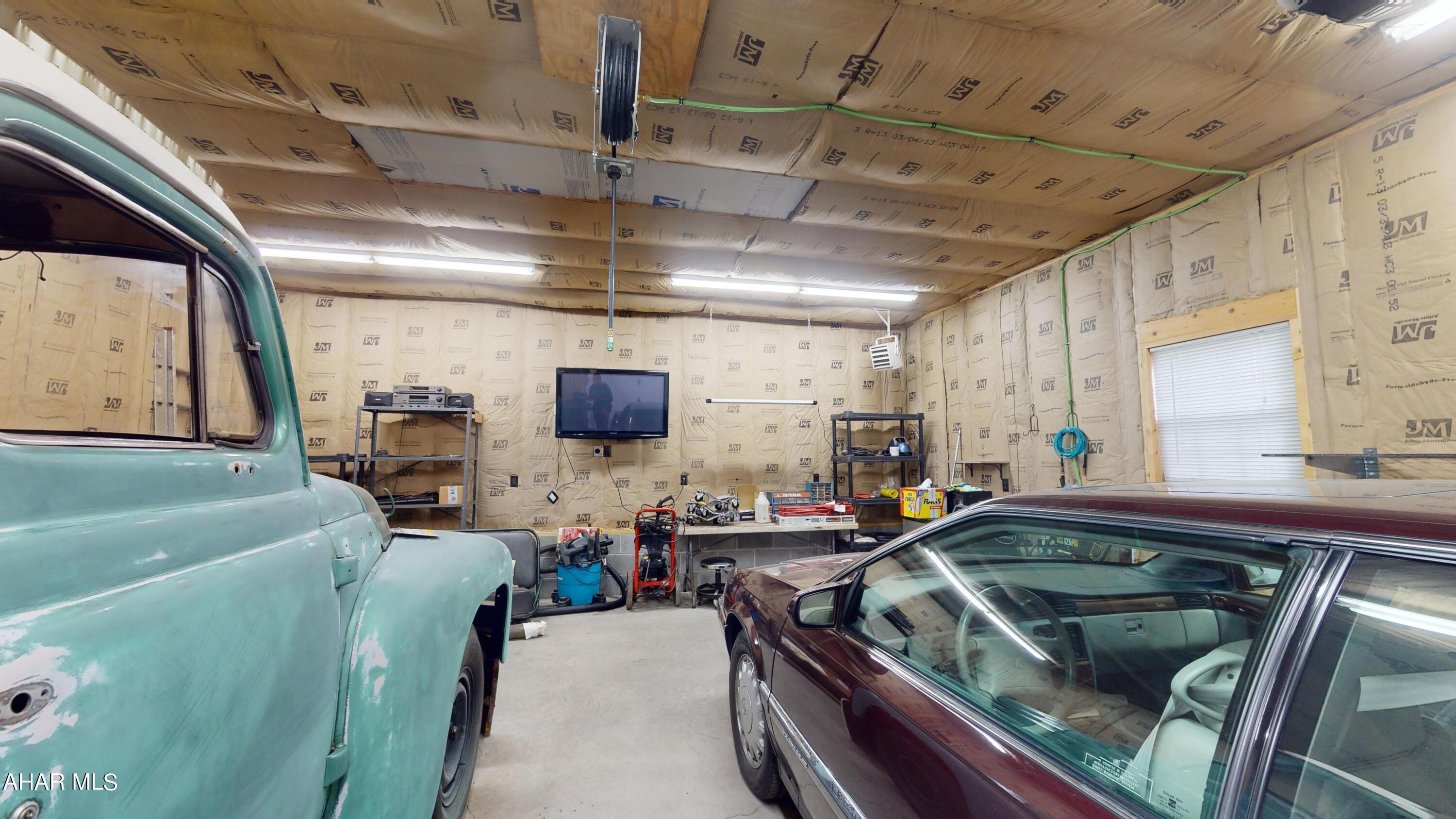 Fox Hollow - Residential