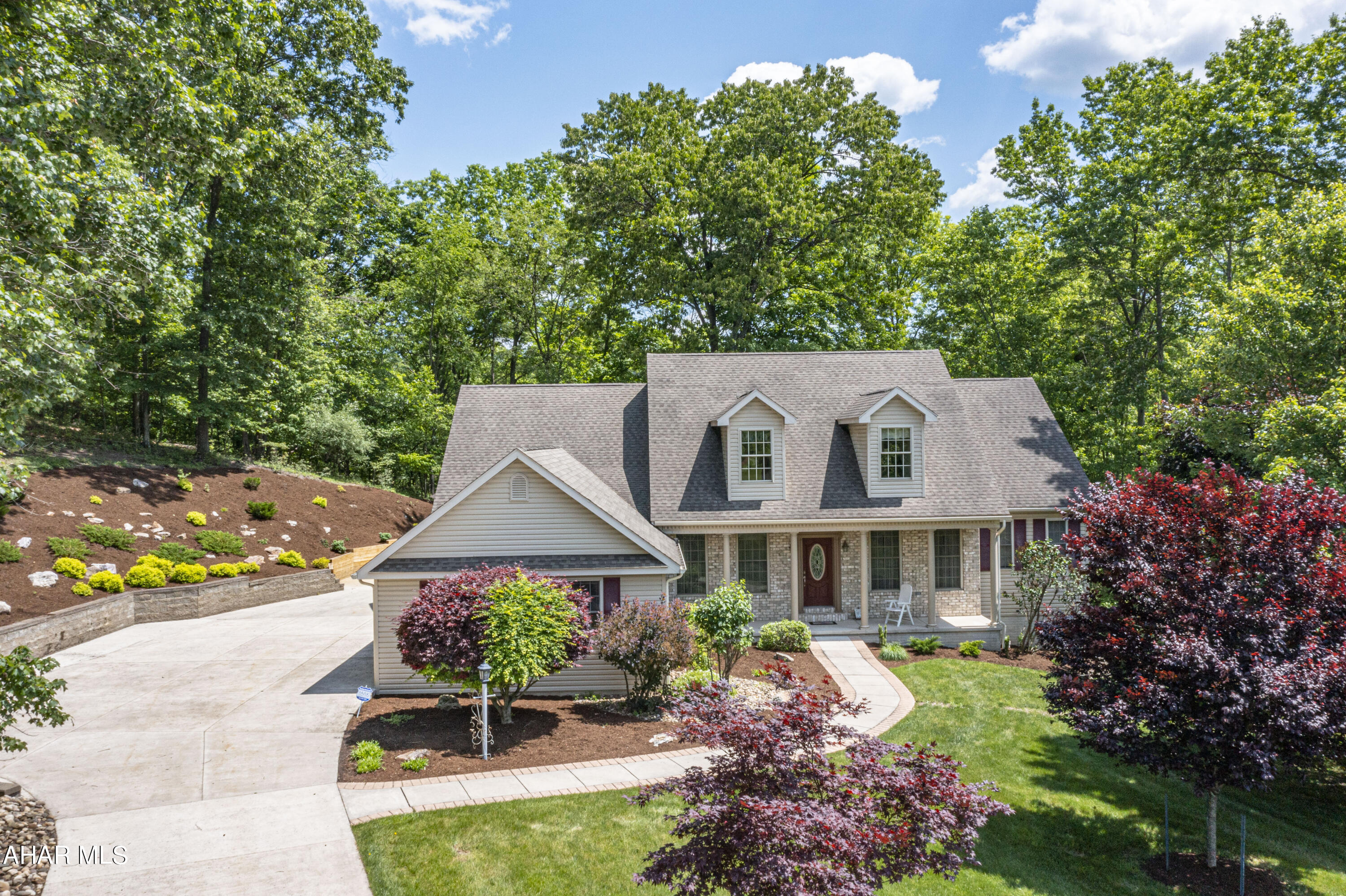 Fox Hollow - Residential