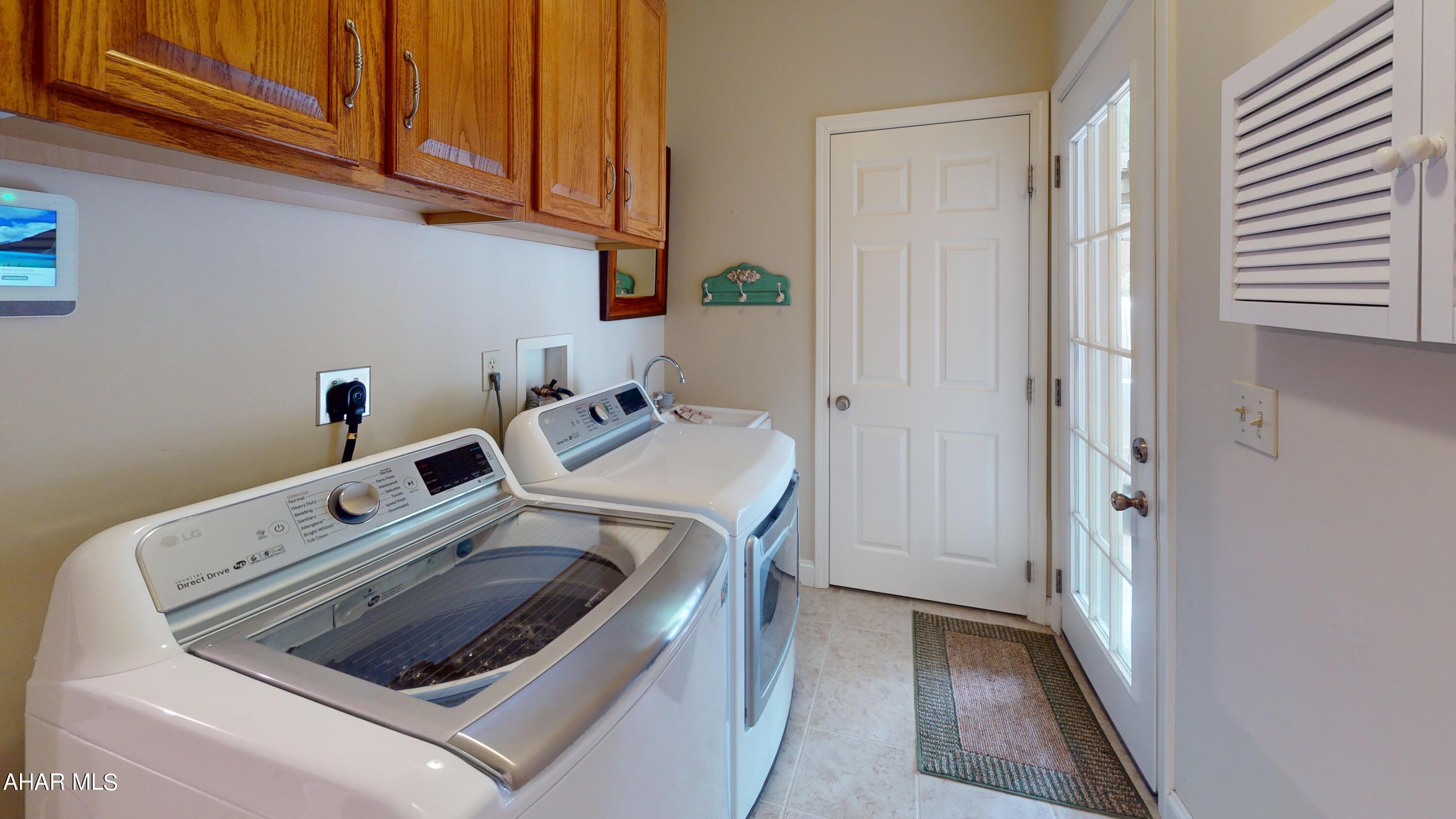 Fox Hollow - Residential