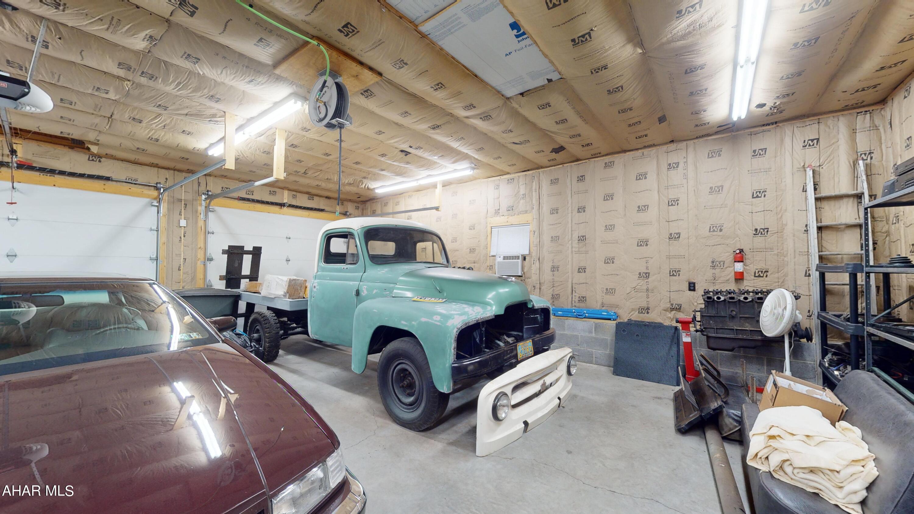 Fox Hollow - Residential