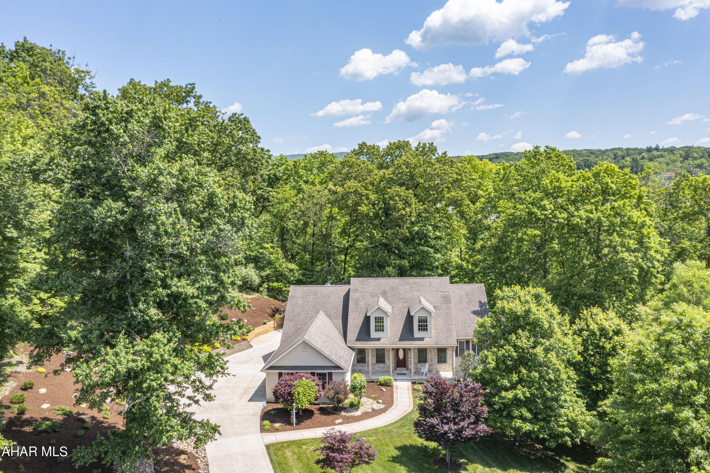 Fox Hollow - Residential