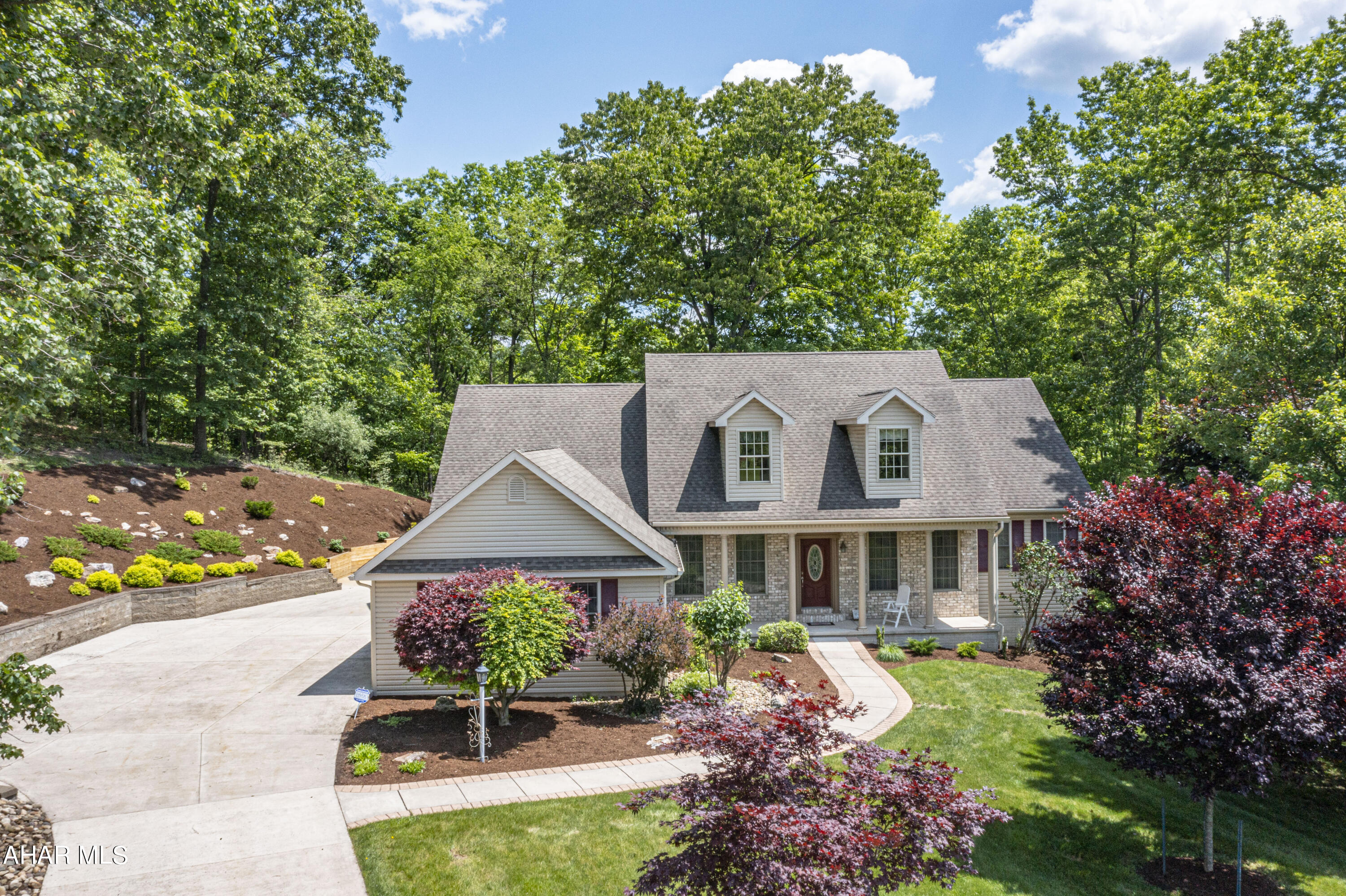 Fox Hollow - Residential