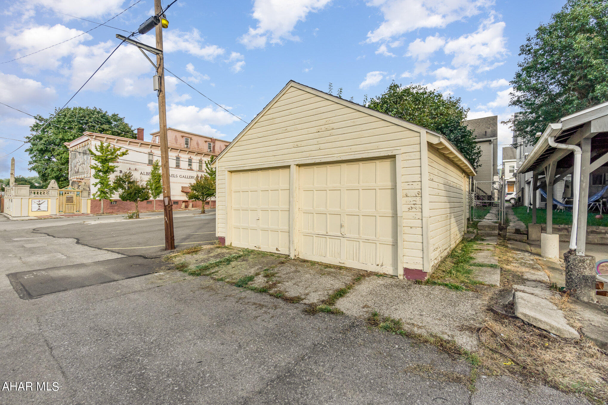 East End - Residential