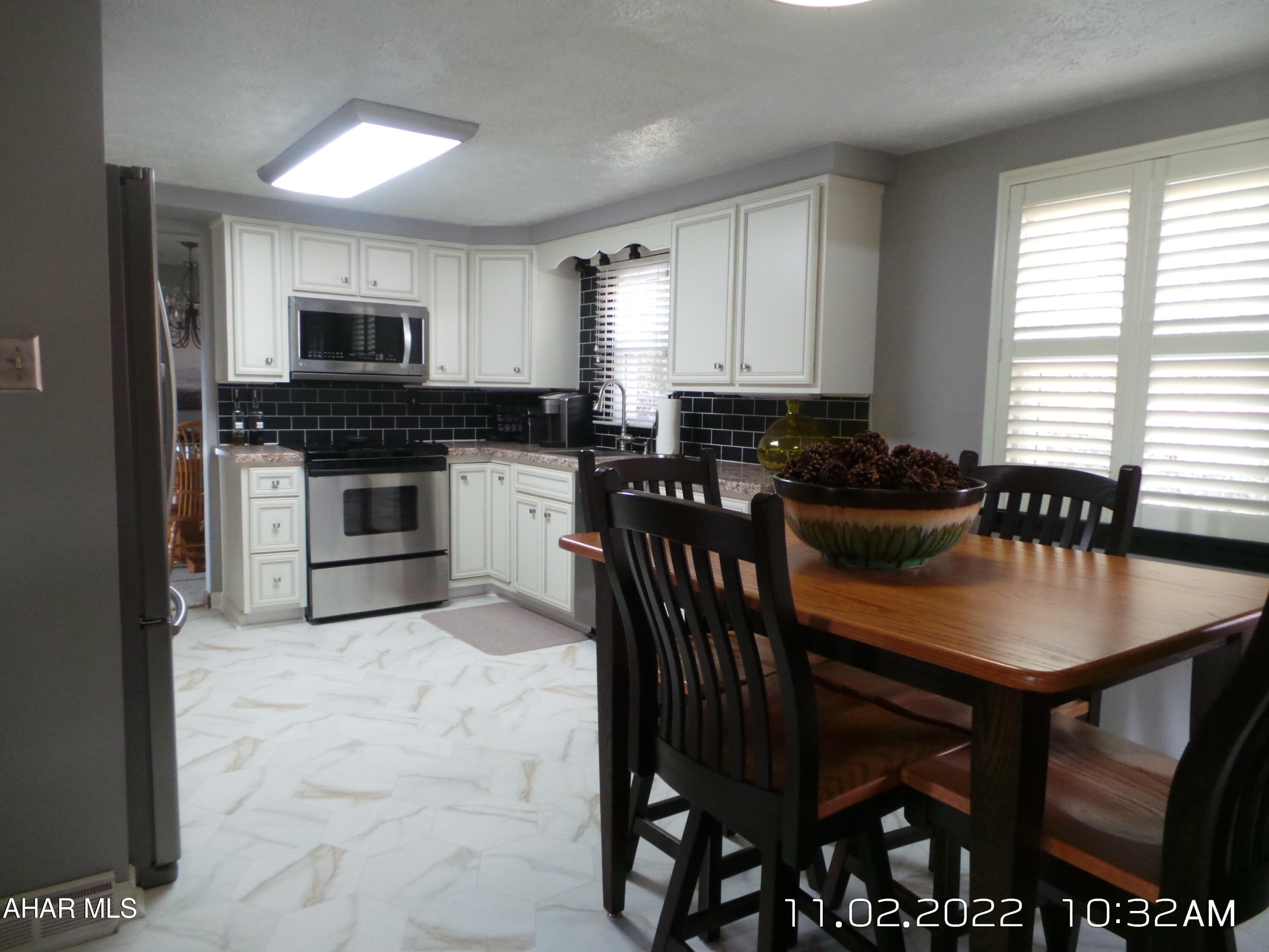 Holiday Manor - Residential