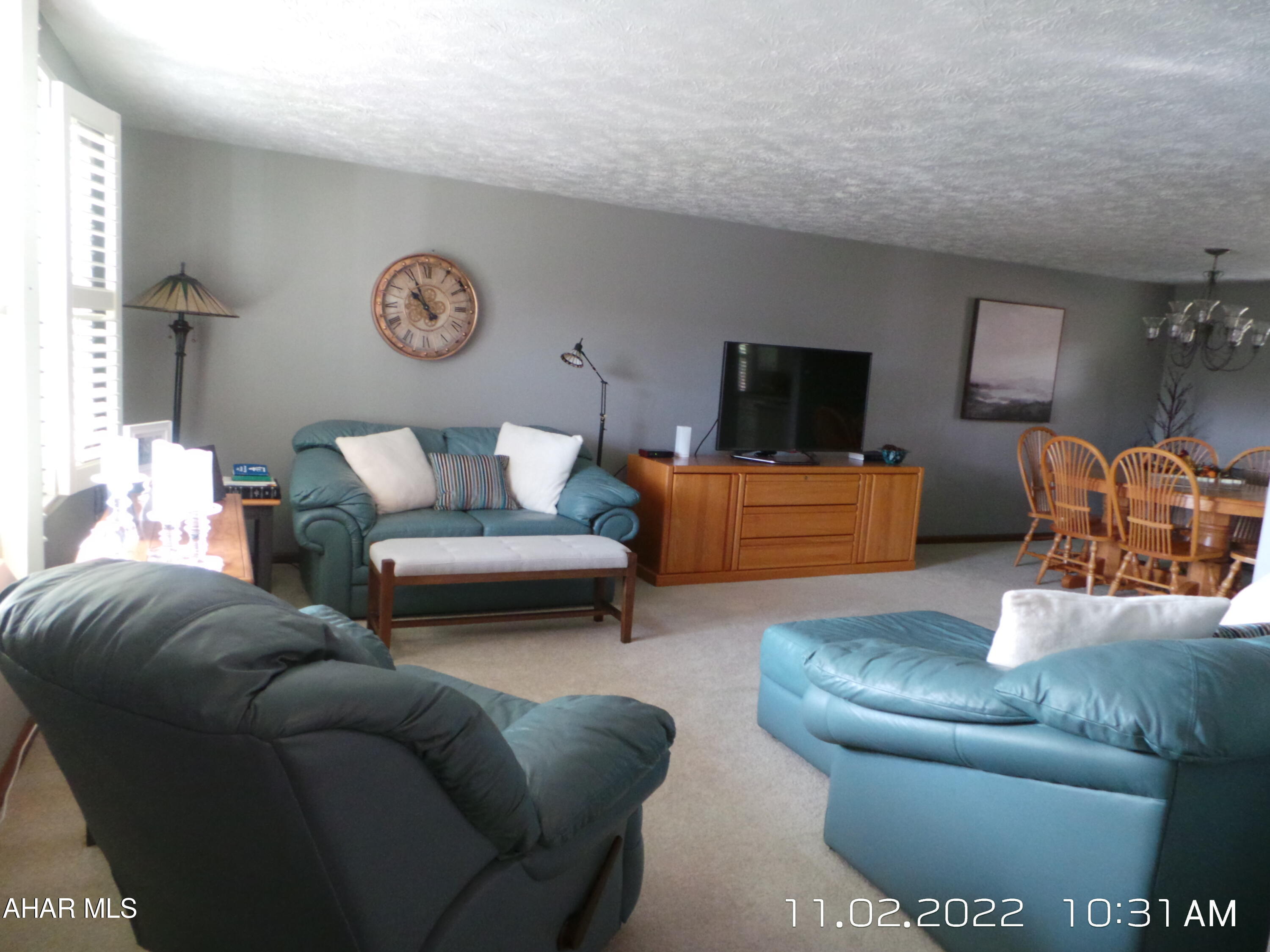 Holiday Manor - Residential