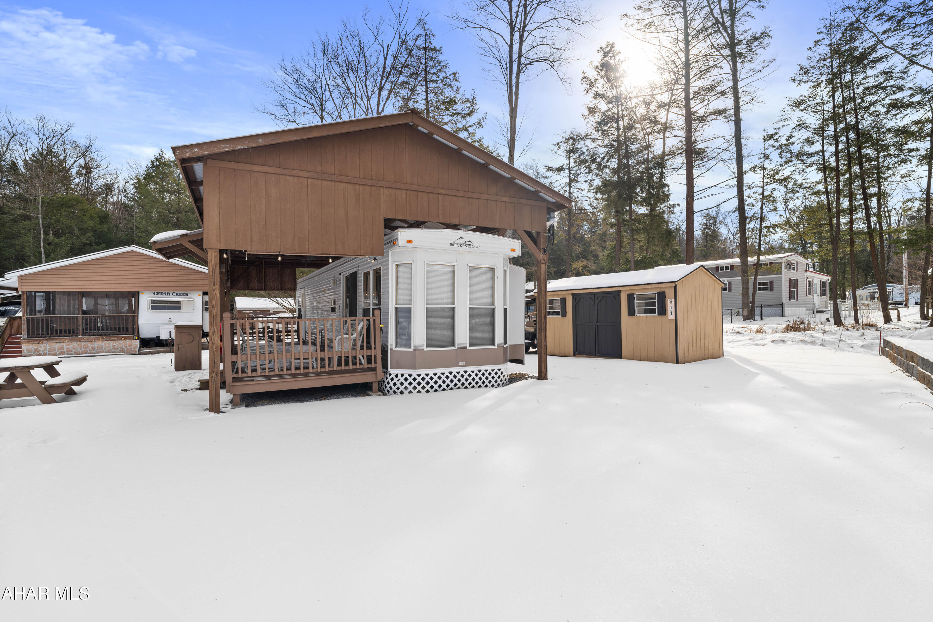 Glendale Yearound - Residential