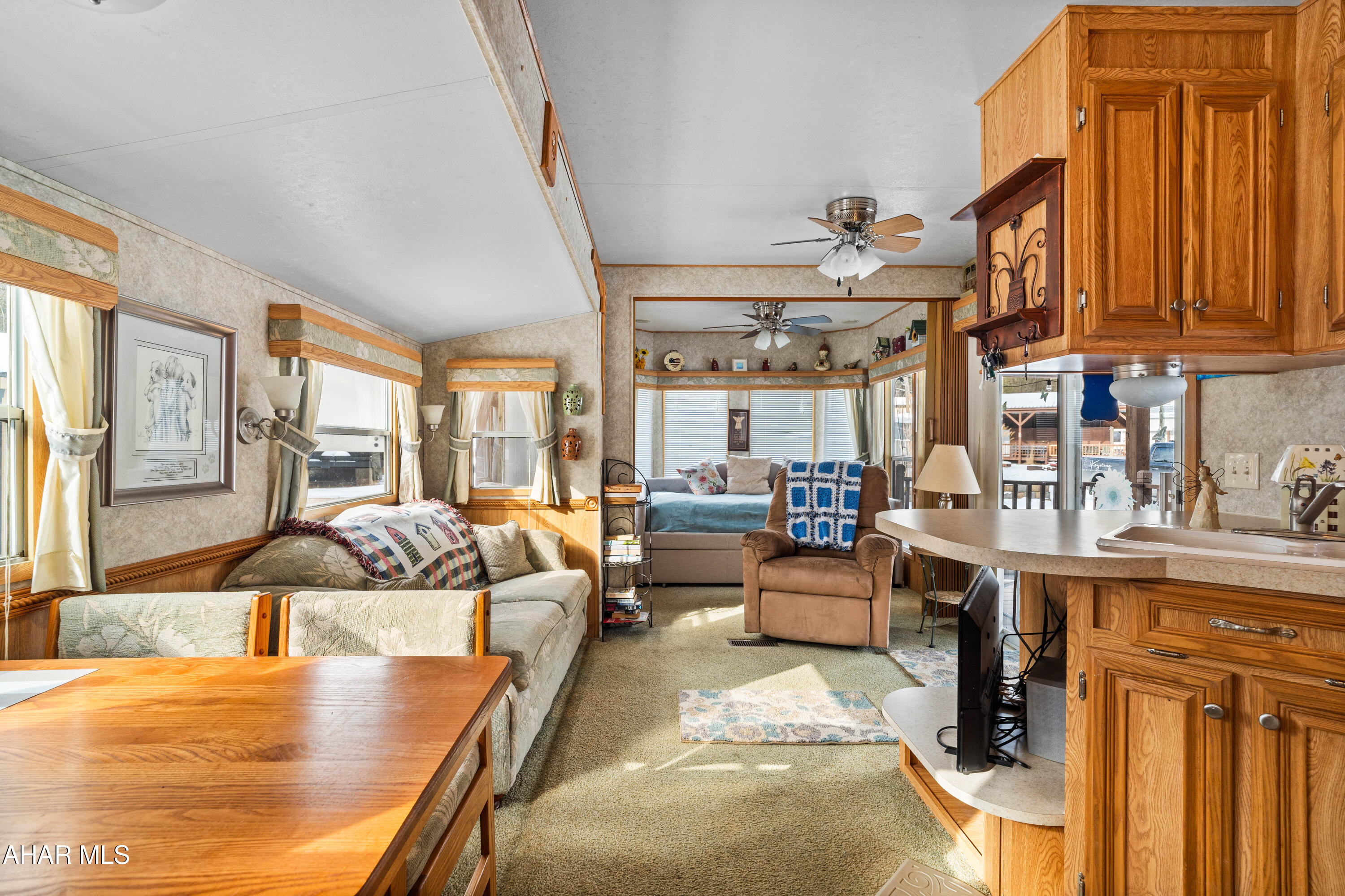 Glendale Yearound - Residential