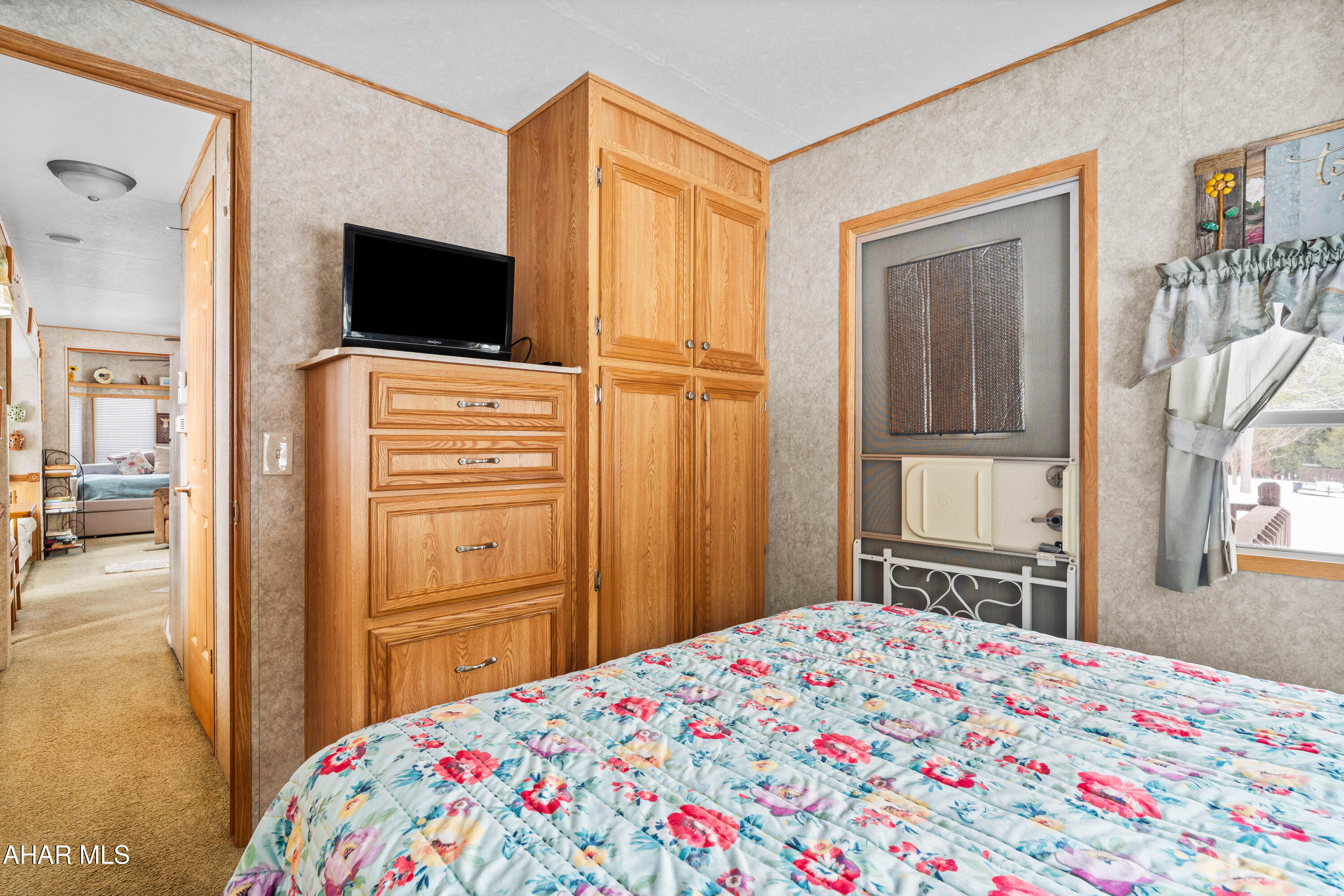 Glendale Yearound - Residential