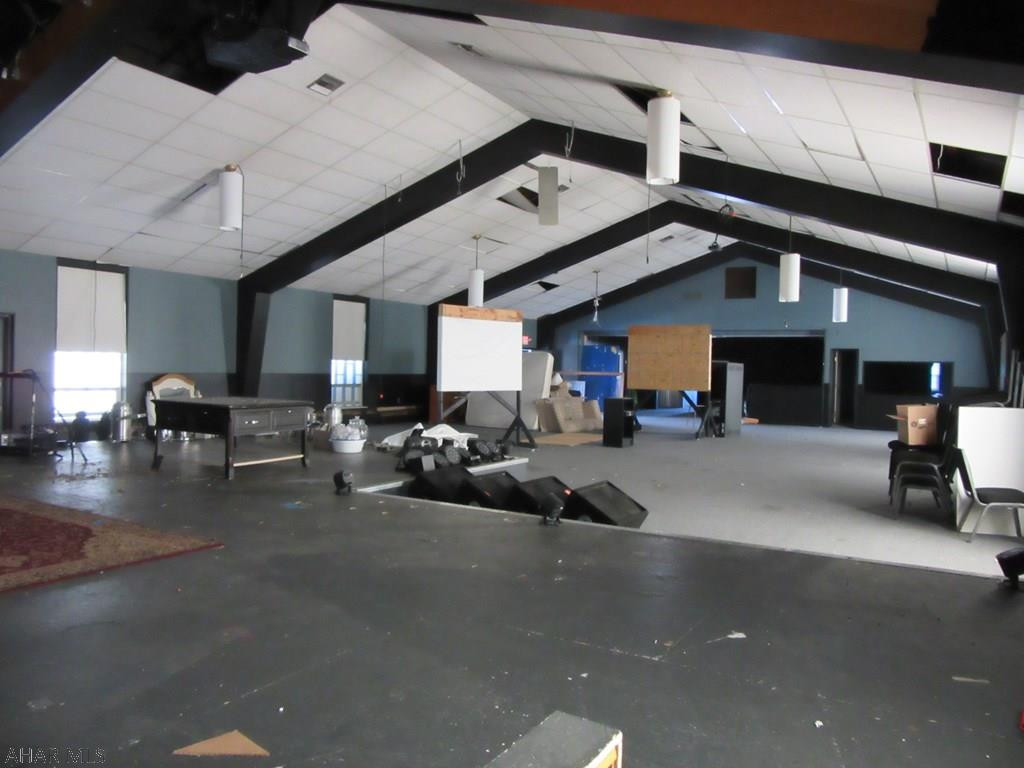 Unknown - Commercial Sale