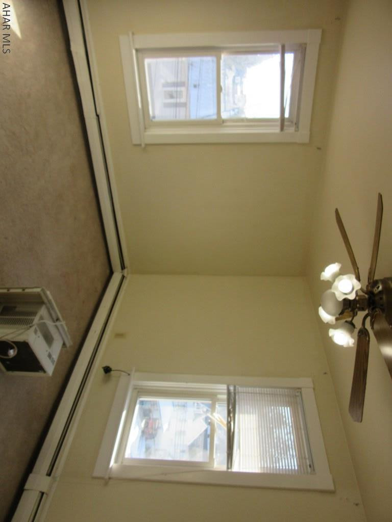 Unknown - Commercial Sale