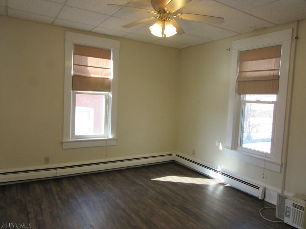 Unknown - Commercial Sale