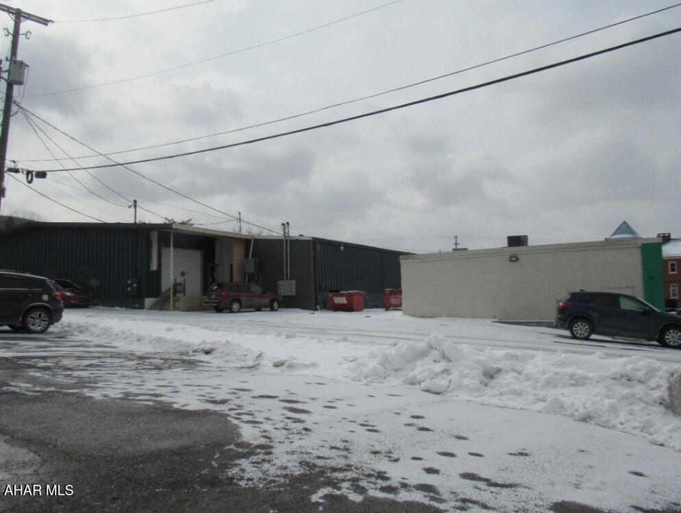 East End - Commercial Sale