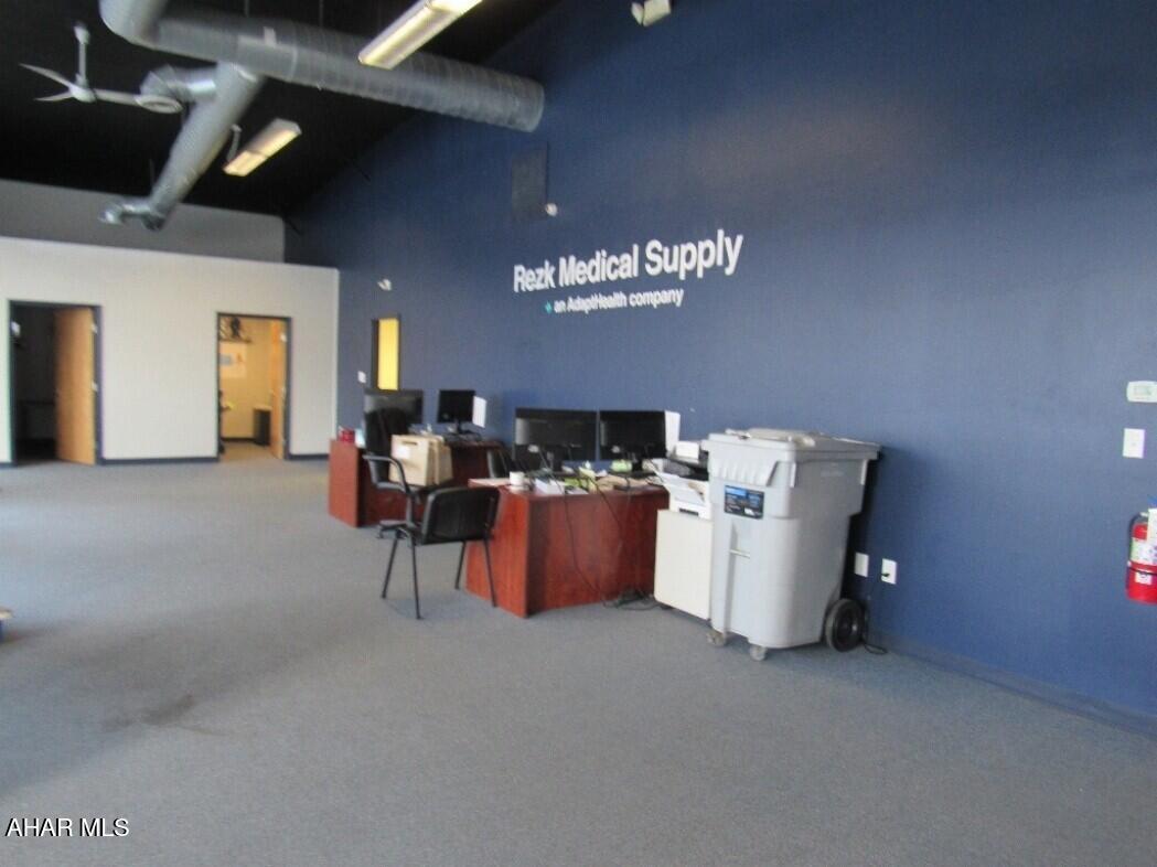 East End - Commercial Sale