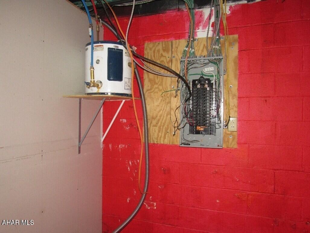 East End - Commercial Sale