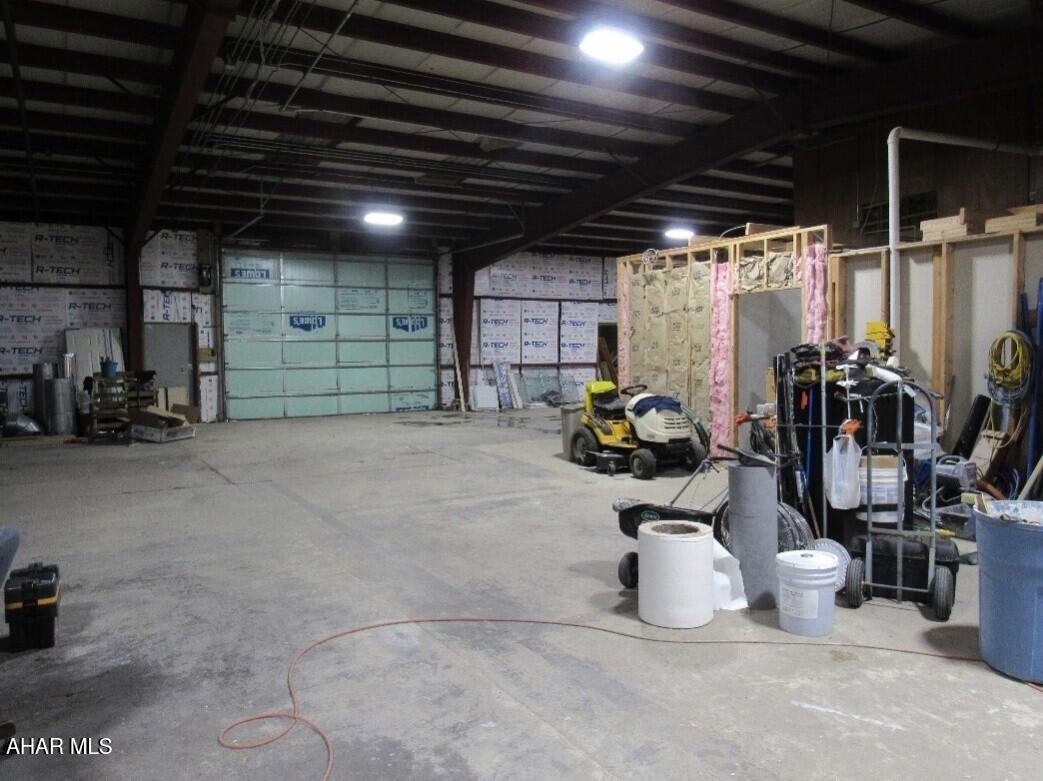 East End - Commercial Sale