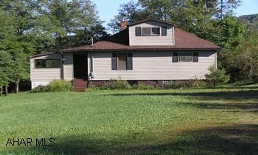 34 acres, Borders state game lands.  2 bedroom house.  18x20 barn.  17x40 outbuilding.  Great for hunting or recreation. 34 acres, Borders state game lands.  2 bedroom house.  18x20 barn.  17x40 outbuilding.  Great for hunting or recreation.