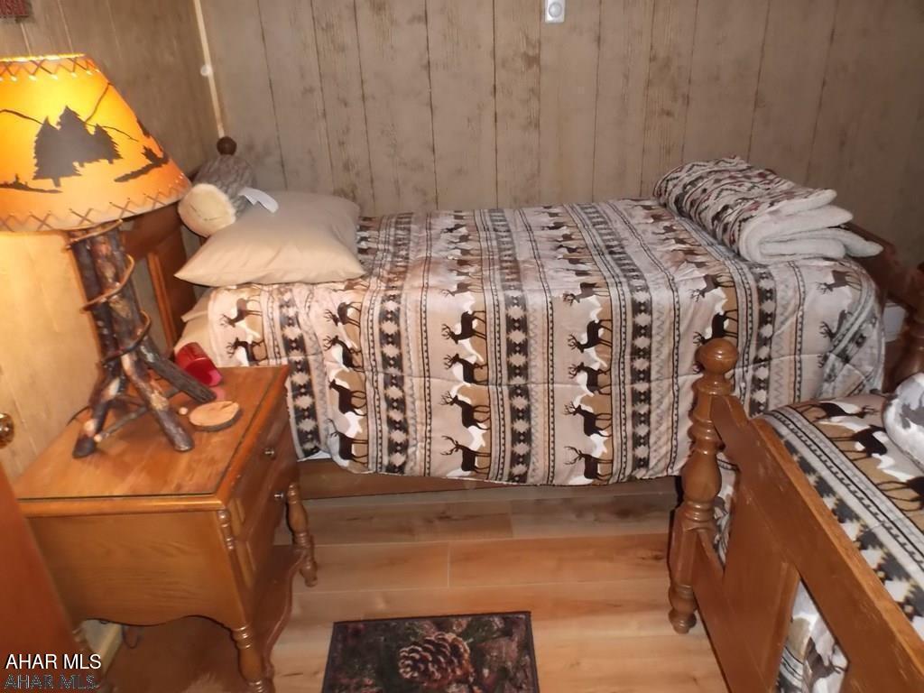 Glendale Yearound - Residential