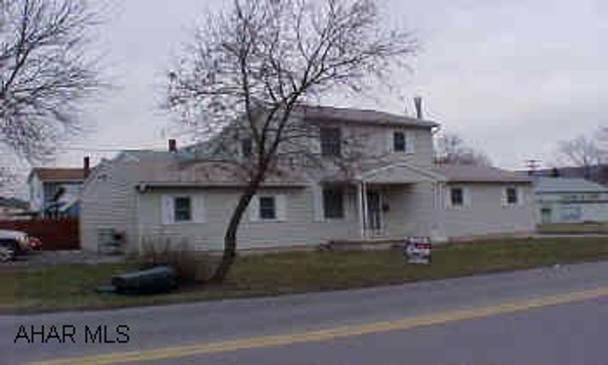 Good Income Producing Property -7 Bedroom-2 Unit Apartment-Multi Family Unit fpr Penn State Students- Currently Rented-Gross Income for 8 Months Good Income Producing Property -7 Bedroom-2 Unit Apartment-Multi Family Unit fpr Penn State Students- Currently Rented-Gross Income for 8 Months