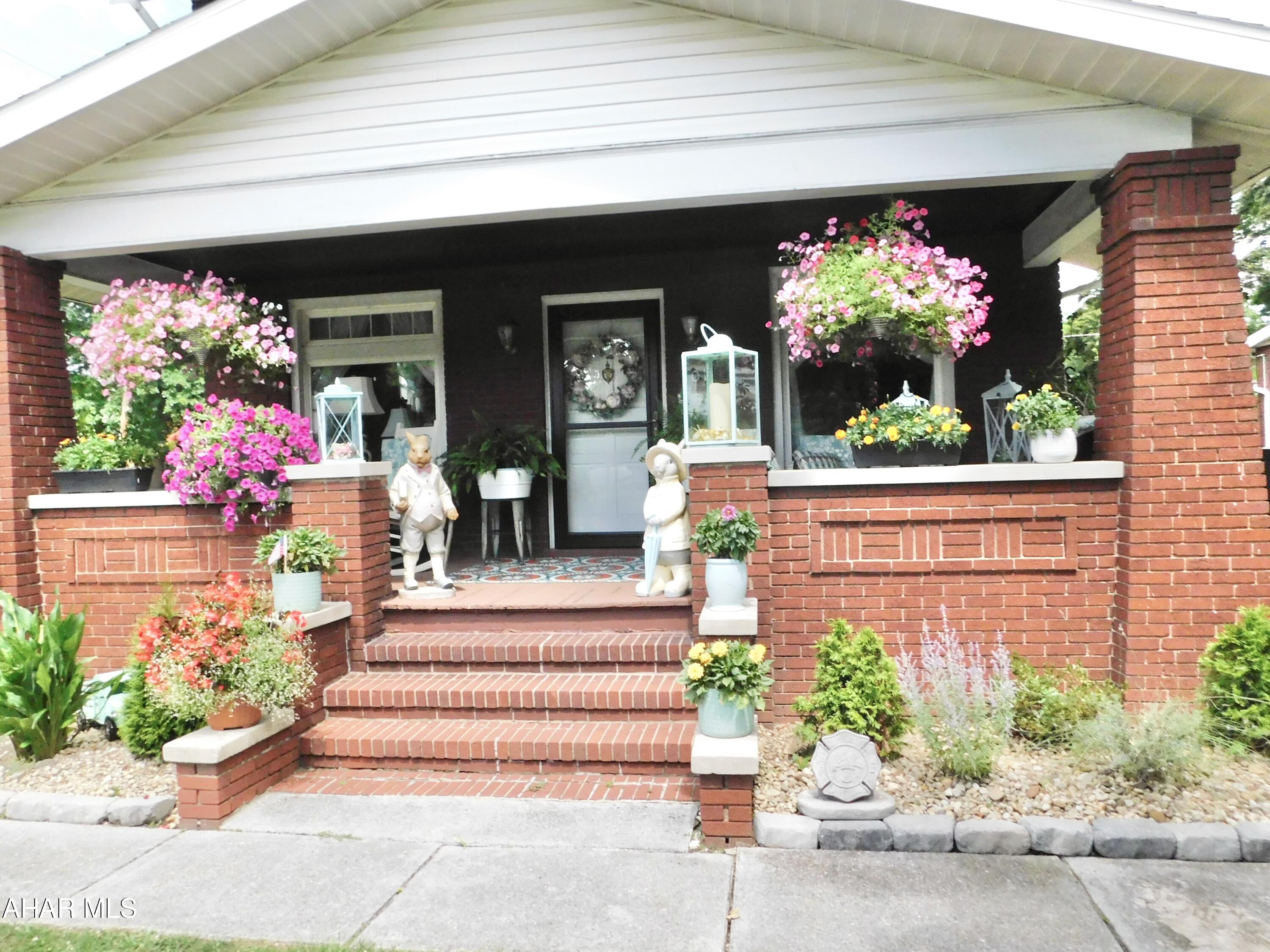 Llyswen - Residential