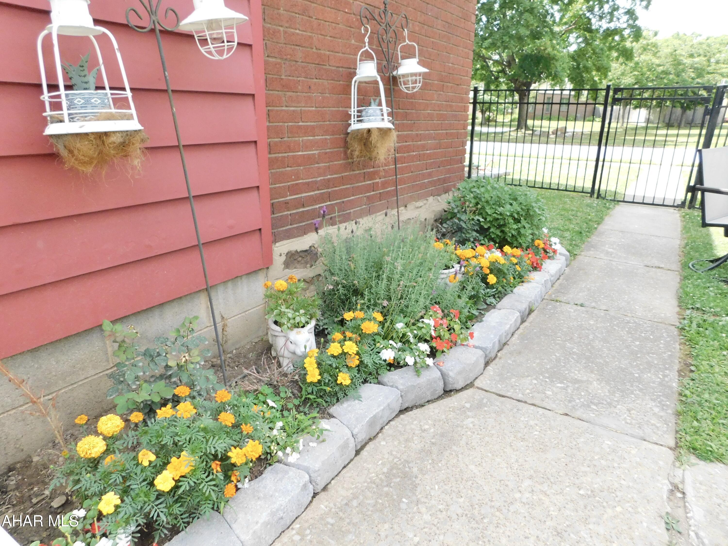 Llyswen - Residential