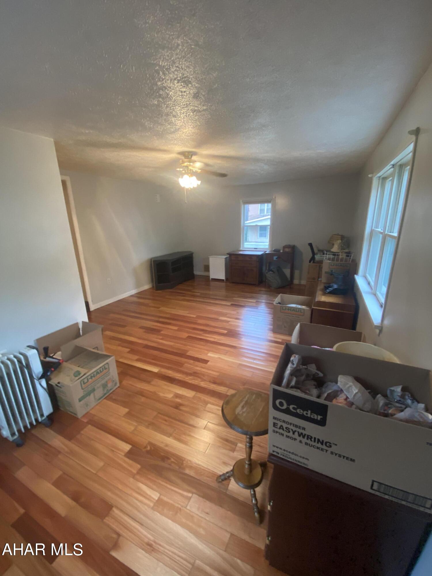 Juniata - Residential