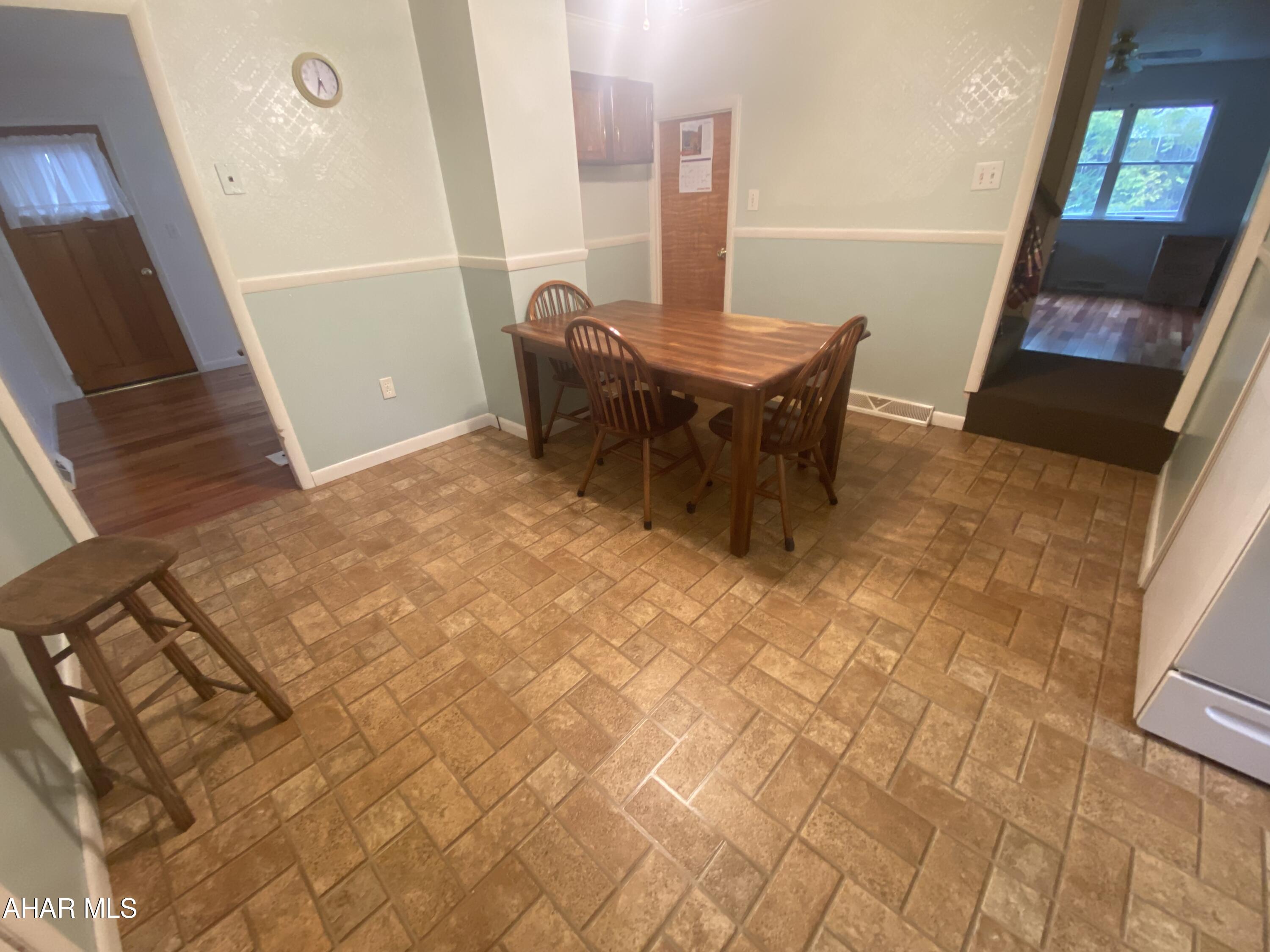 Juniata - Residential