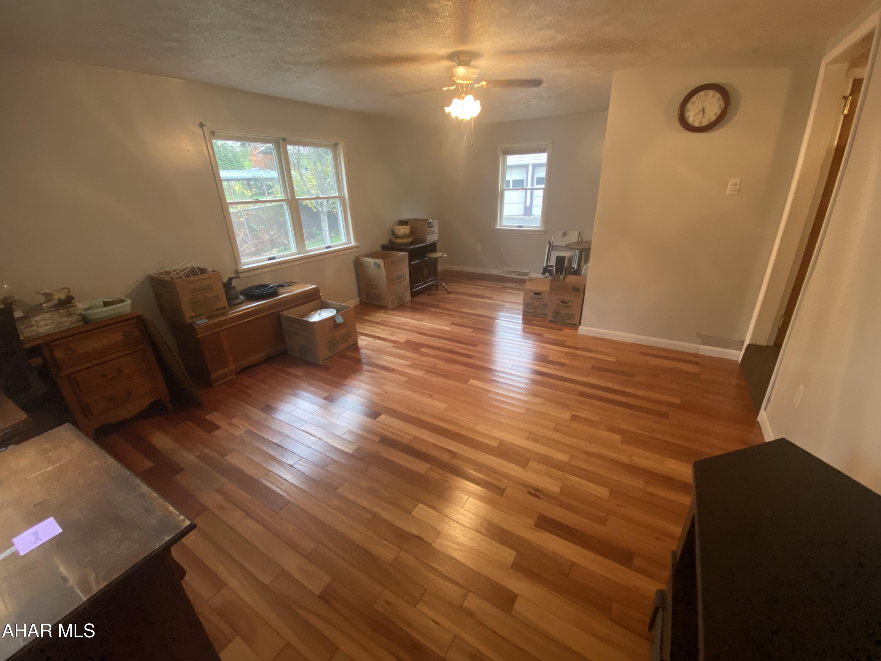 Juniata - Residential