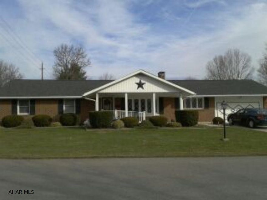 Beautifully updated & maintained 4 bedroom, 2 bath, brick ranch home in Crestwood. Sunroom with radiant heat, wood burning fireplace, hardwood floors, fenced yard & handicap accessible. Large recreation room in basement, 2 car garage, hot water heat & central air, & eat-in kitchen. Home warranty included. $1000 agent bonus until June 30, 2013.