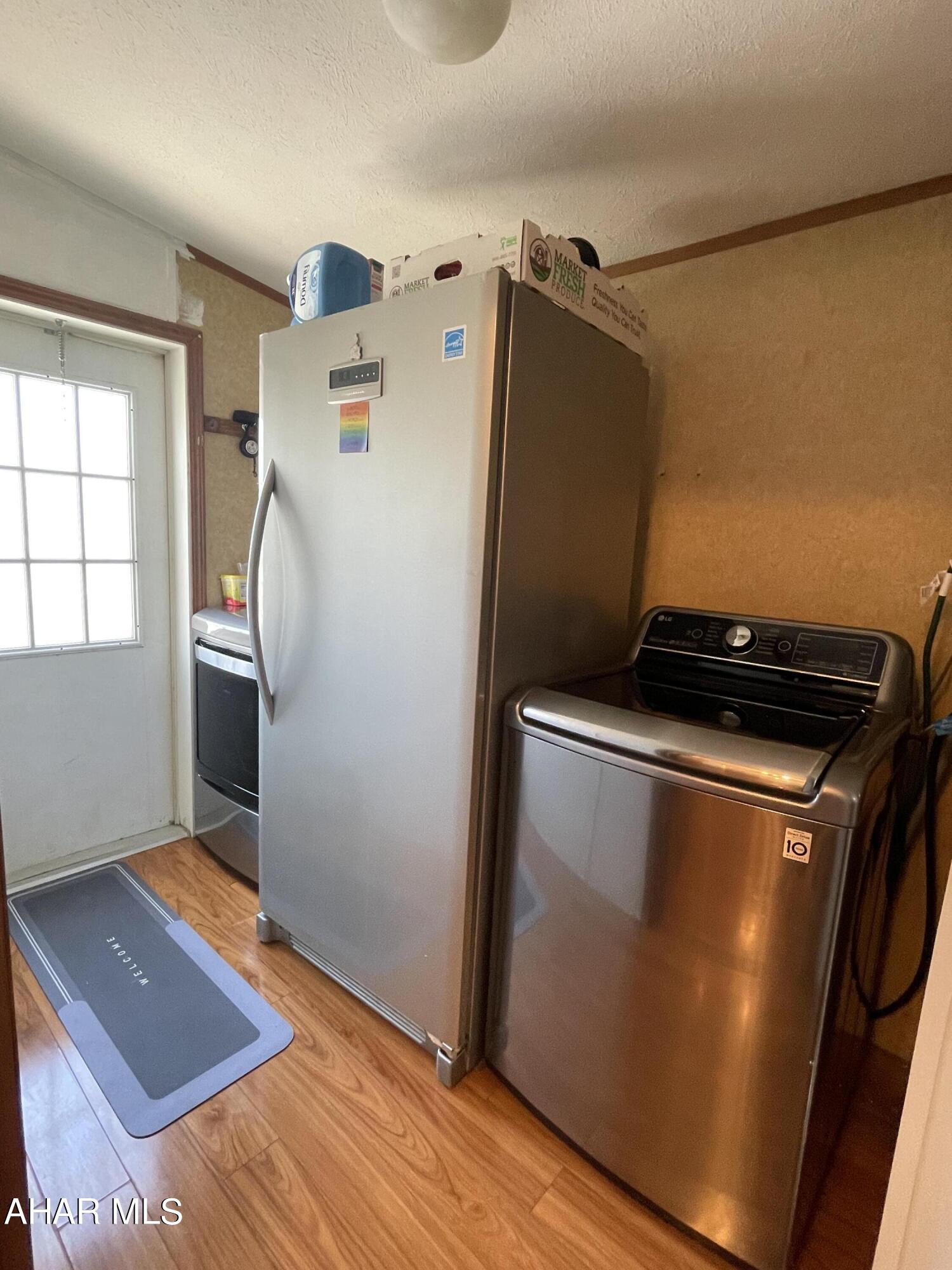 Laurel Woods - Residential