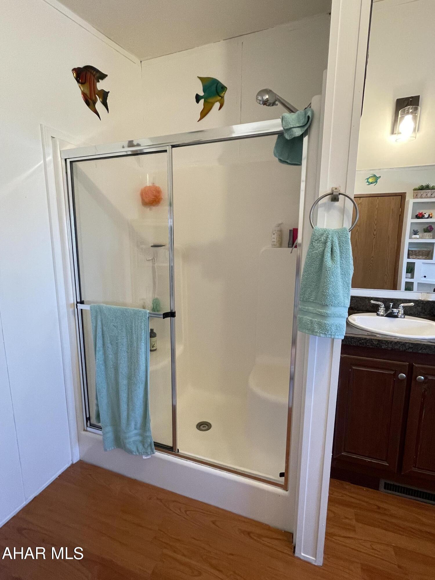 Laurel Woods - Residential