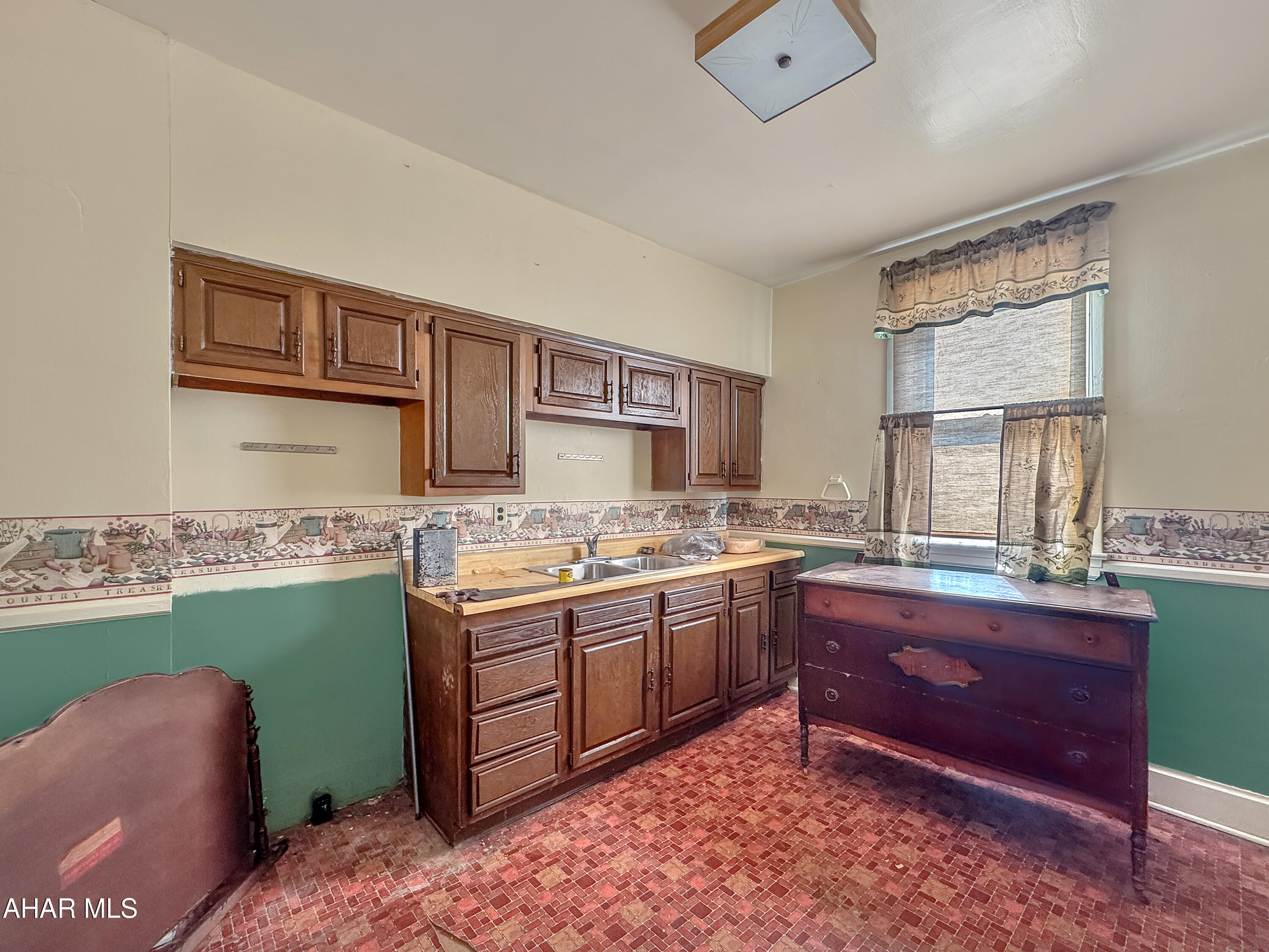 None - Residential Income