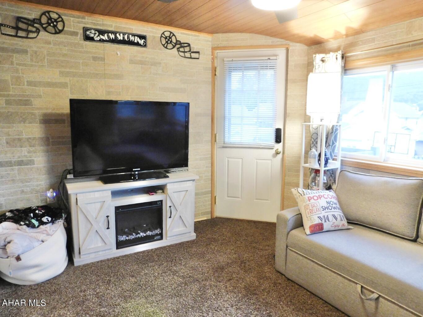 Pleasant Valley - Residential