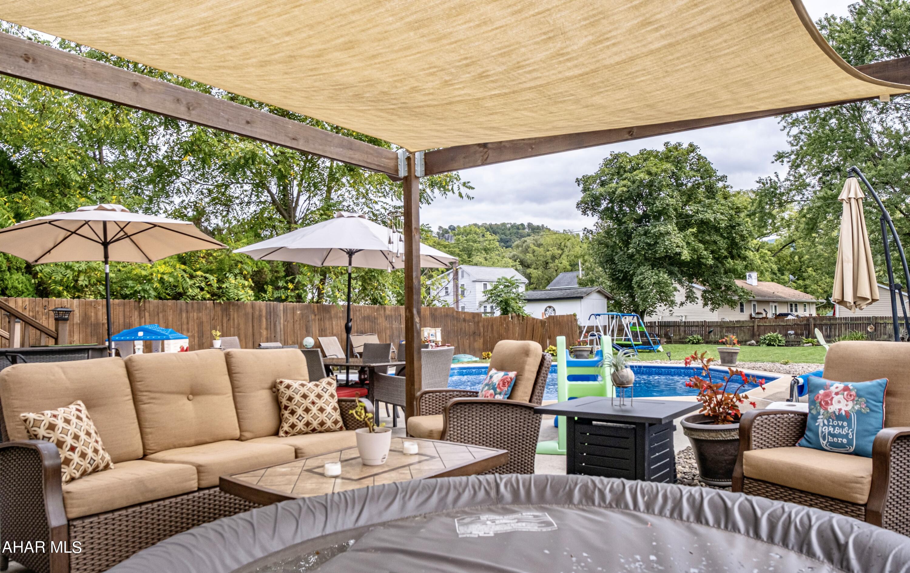 Hollidaysburg - Residential