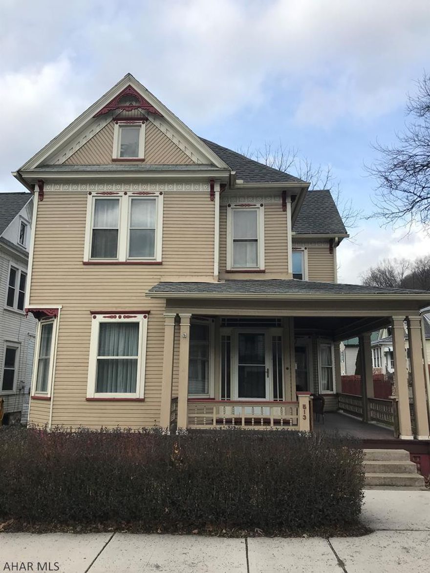 Great 3 bedroom, 1 bath house on a corner lot. Inside features nice carpet and beautiful flooring. Outside boasts a charming wrap around porch and fenced yard. Don't miss this gem in the heart of Tyrone.