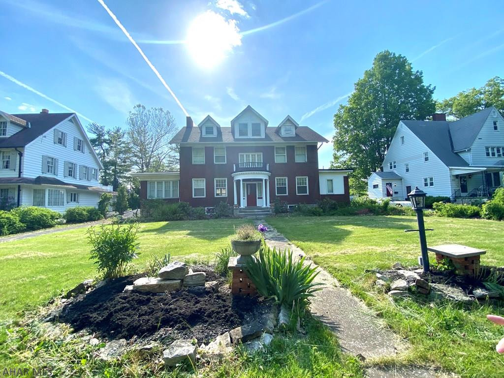 Mansion Park - Residential