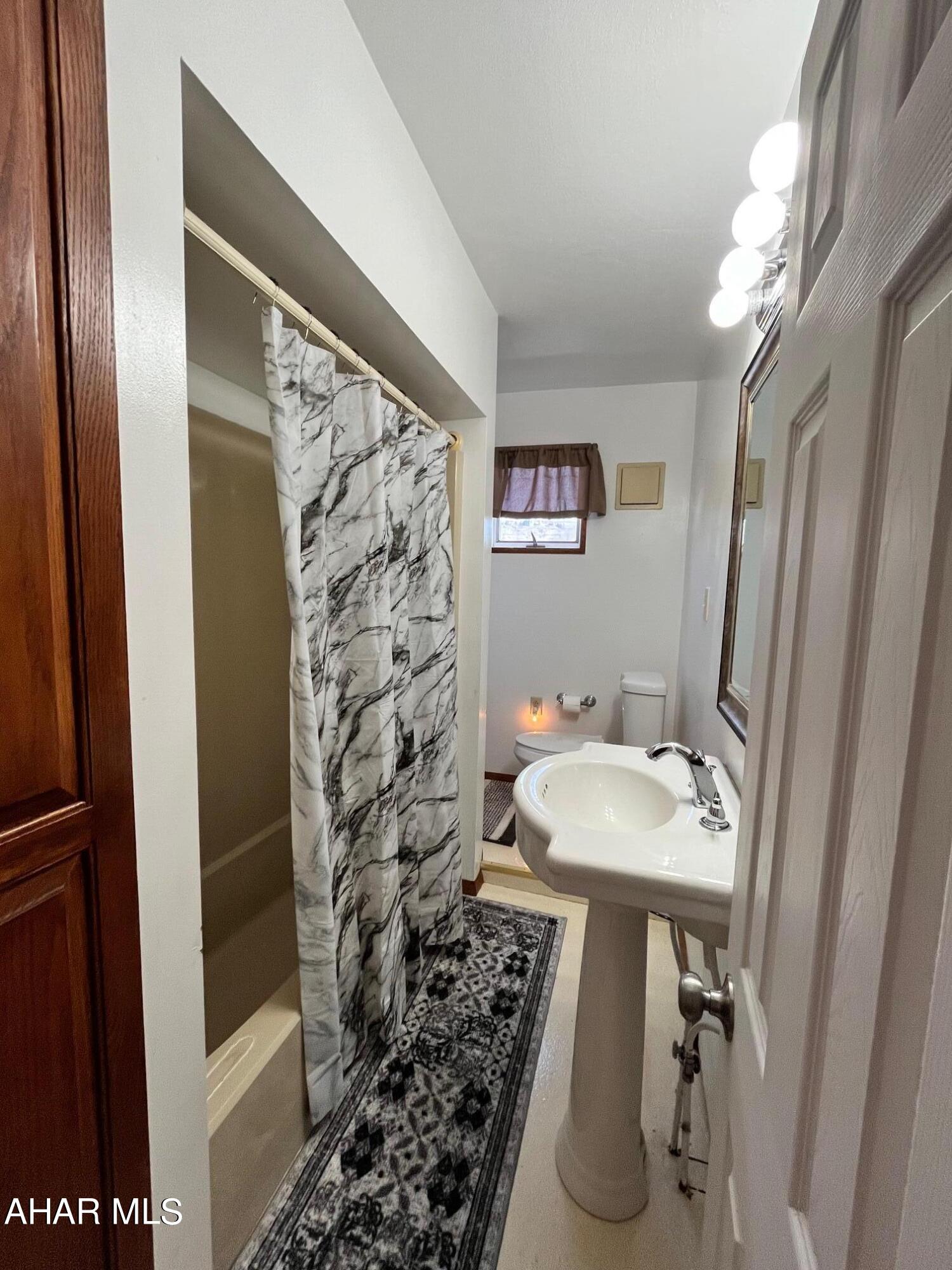 Hollidaysburg - Residential