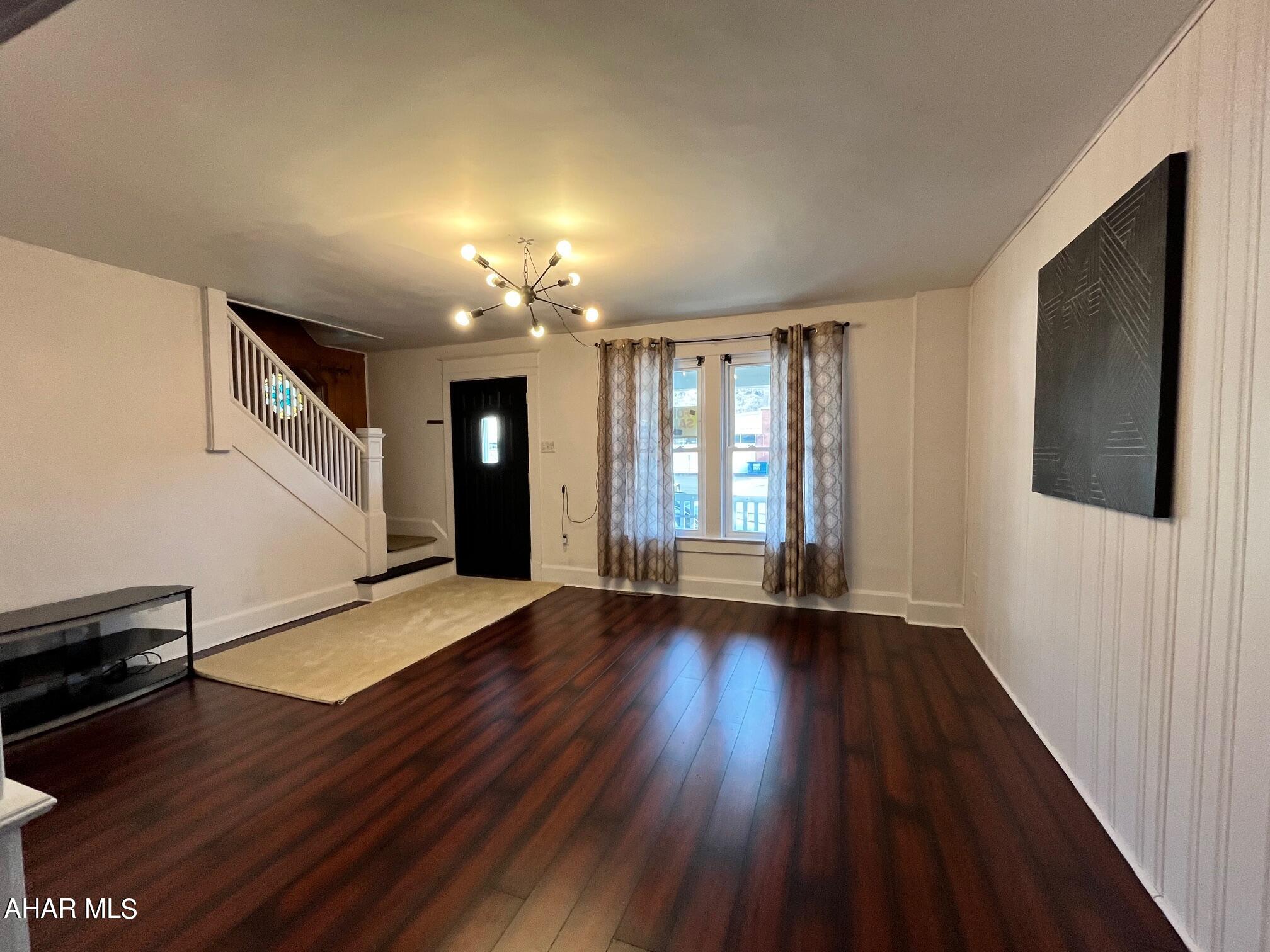 Hollidaysburg - Residential