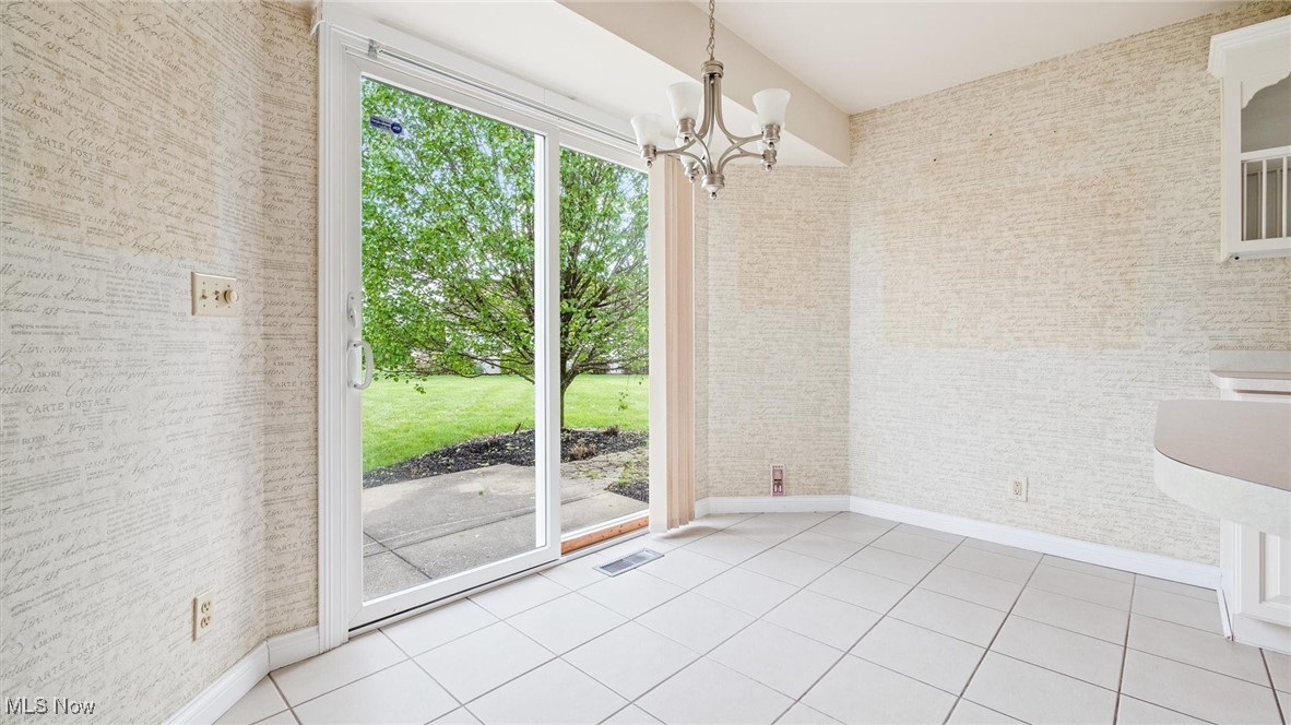 5365 Pine Valley Drive, Zanesville, Ohio image 12