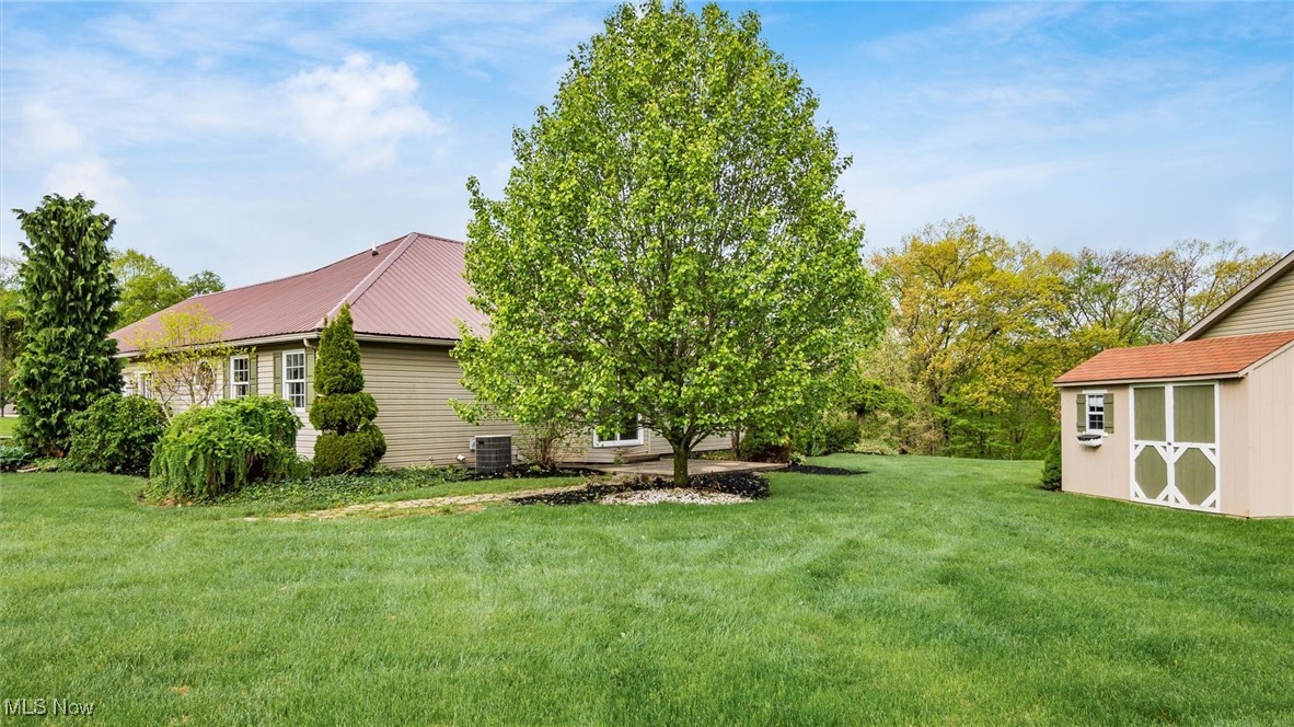 5365 Pine Valley Drive, Zanesville, Ohio image 29