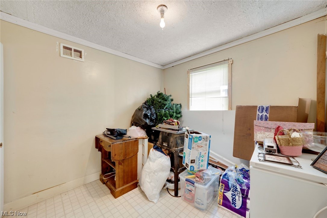 James M Hoyts - Residential