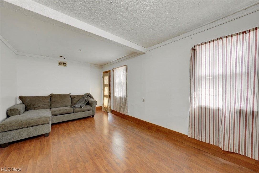 James M Hoyts - Residential